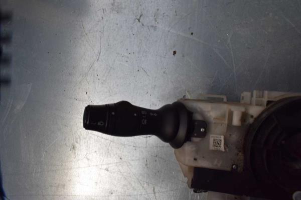 COMMODO RENAULT MEGANE 3 - Vue 2